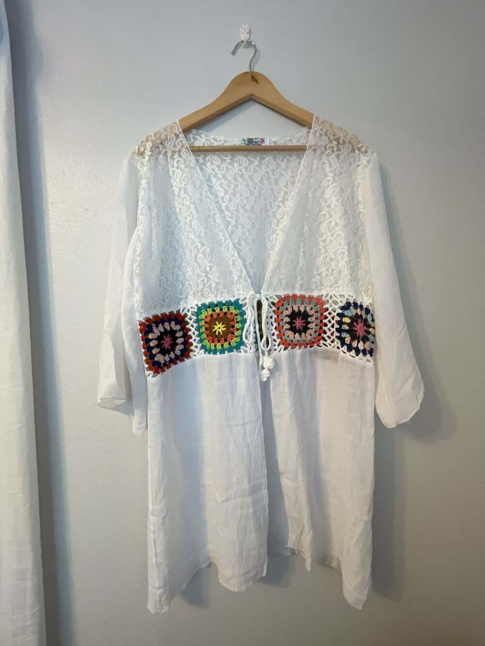 India Boutique White Crochet Lace Tie Front Beach Cover-Up Kimono